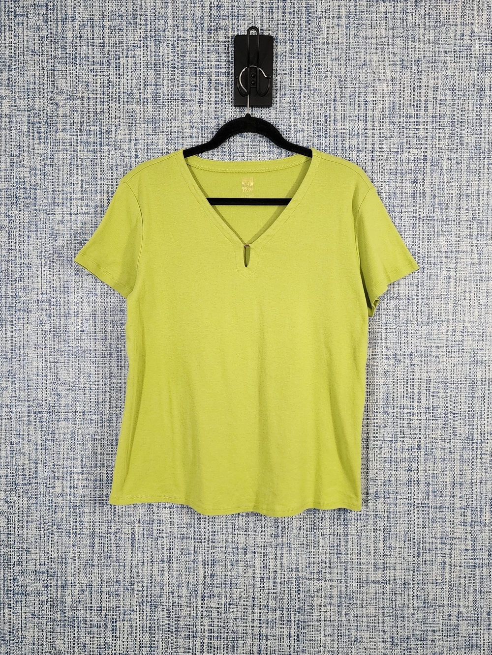 Anne Klein Short Sleeve V-Neck Keyhole Top in Lime Green
